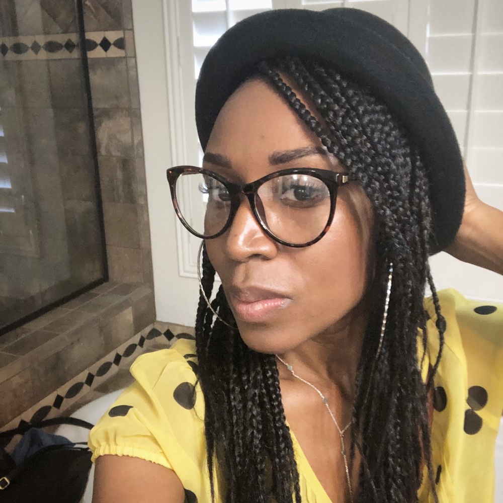 Meet your Posher, Charity